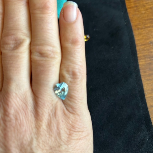 Citron, Amethyst, Aquamarine Stones & More - Picture 3 of 7